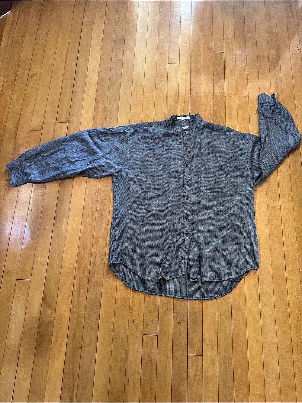 Perry Ellis Geometric mock neck Rayon Shirt Gray & Black XL